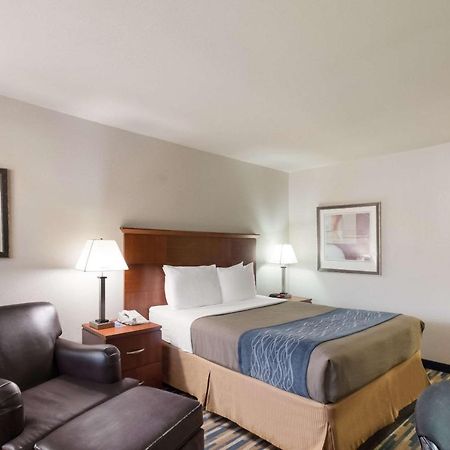 Rodeway Inn Fort Morgan Esterno foto