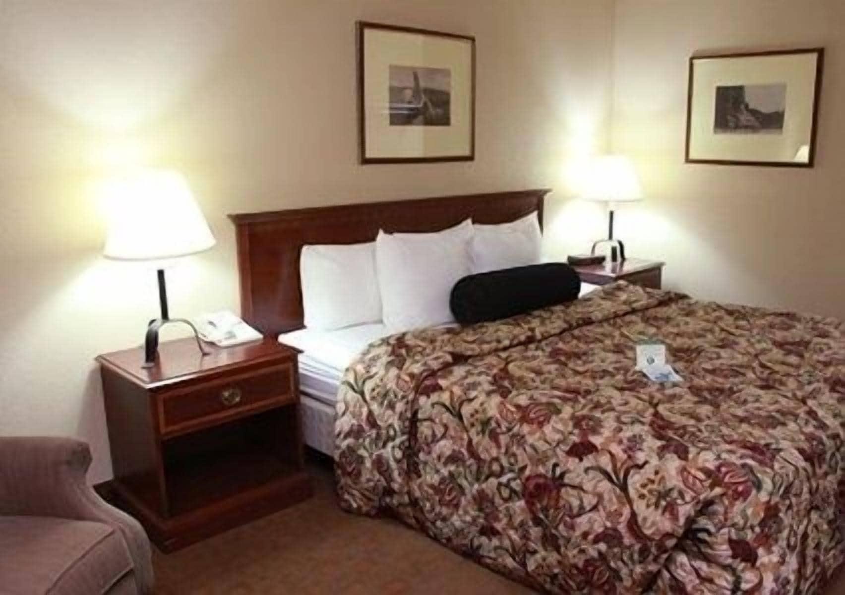 Rodeway Inn Fort Morgan Esterno foto
