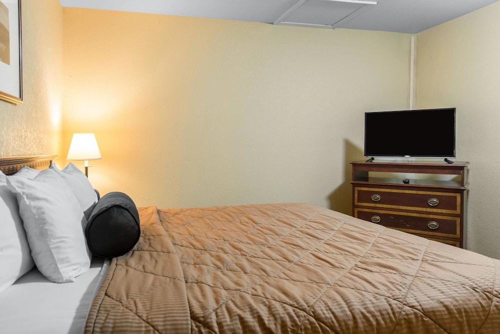 Rodeway Inn Fort Morgan Esterno foto