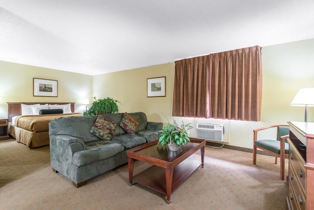 Rodeway Inn Fort Morgan Esterno foto